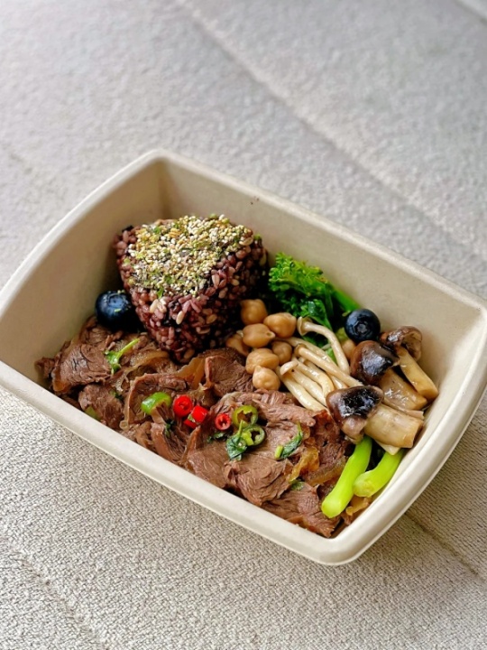 Eco-friendly Sugarcane Tableware