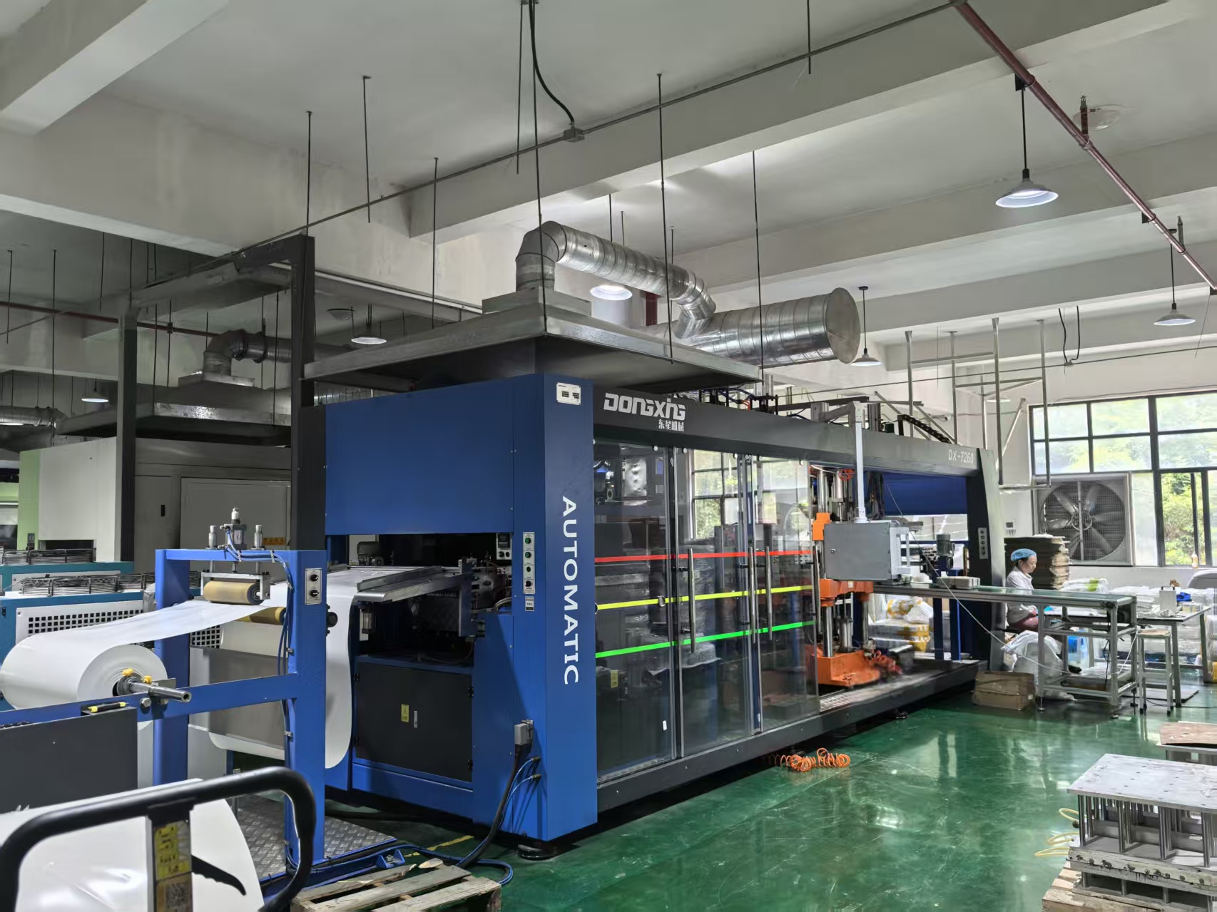 Thermoplastic machine